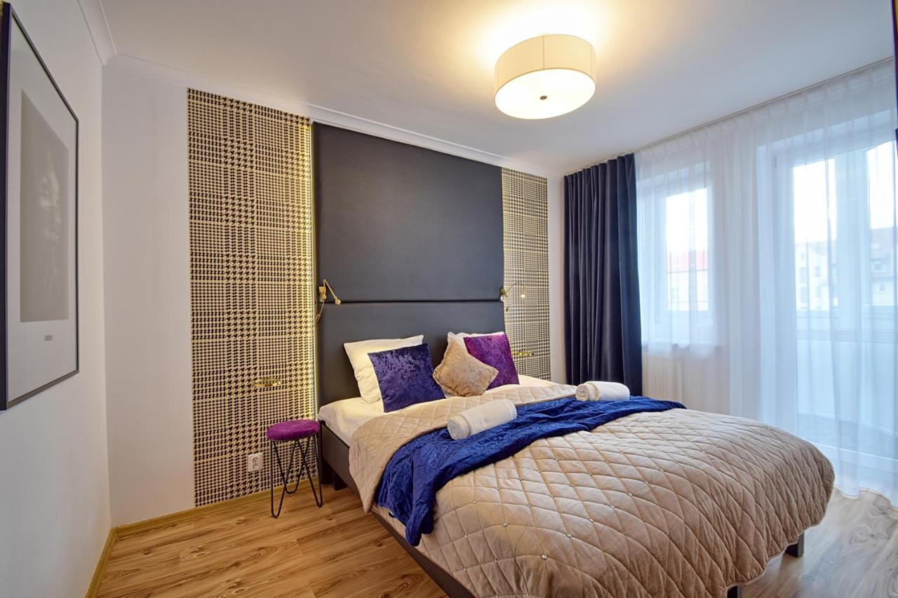 Ferienwohnung Apartament Starowka Gostom Kolberg Exterior foto